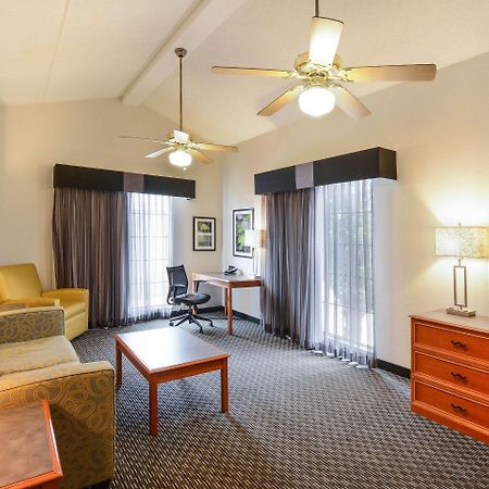 Quality Inn & Suites North Charleston - Ashley Phosphate Esterno foto