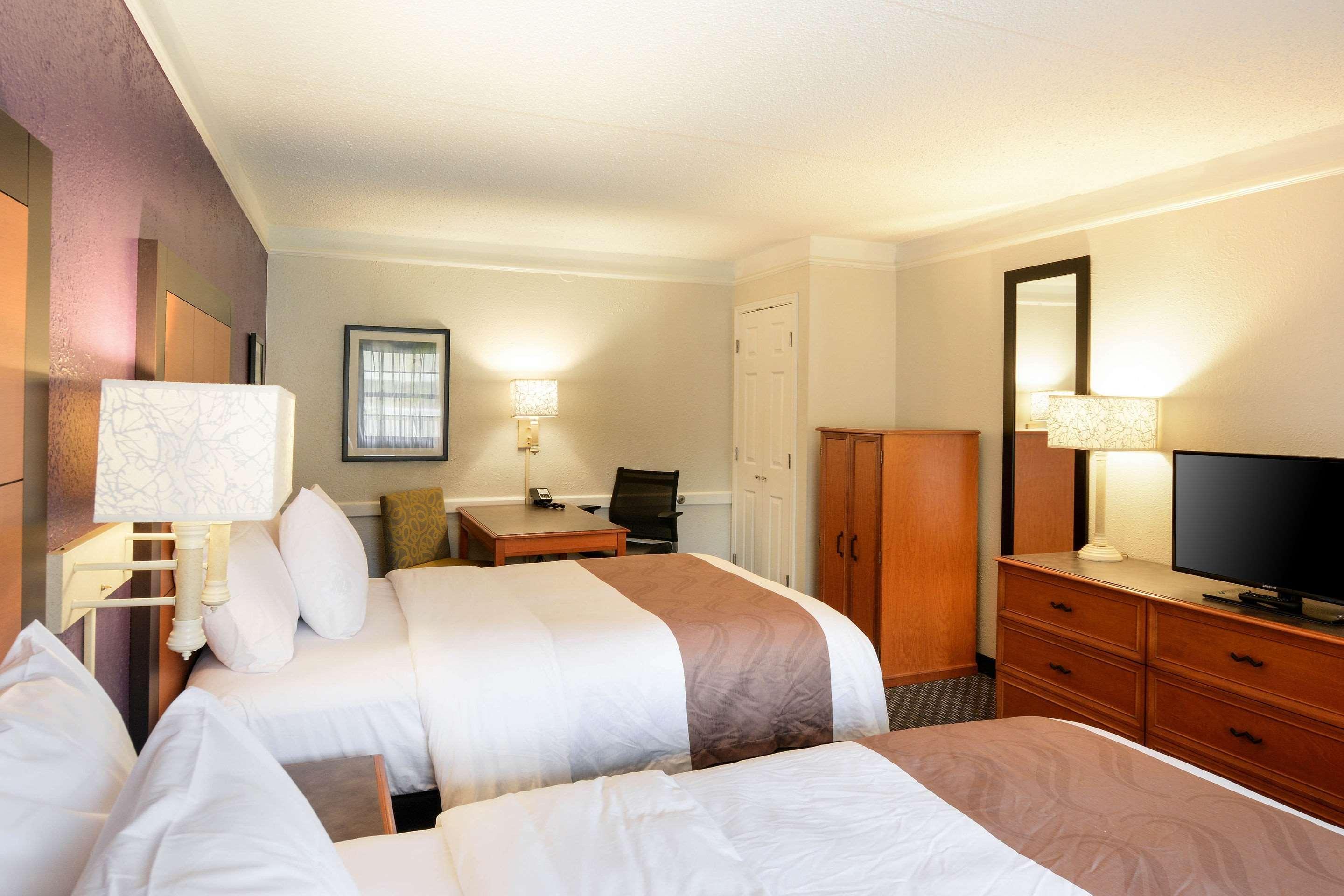 Quality Inn & Suites North Charleston - Ashley Phosphate Esterno foto