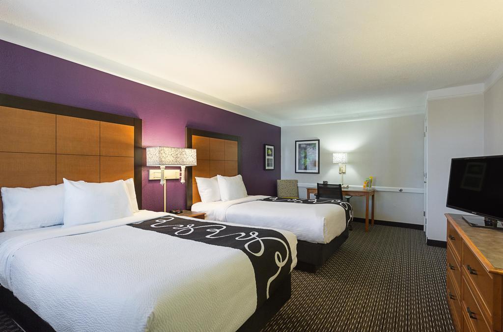 Quality Inn & Suites North Charleston - Ashley Phosphate Esterno foto