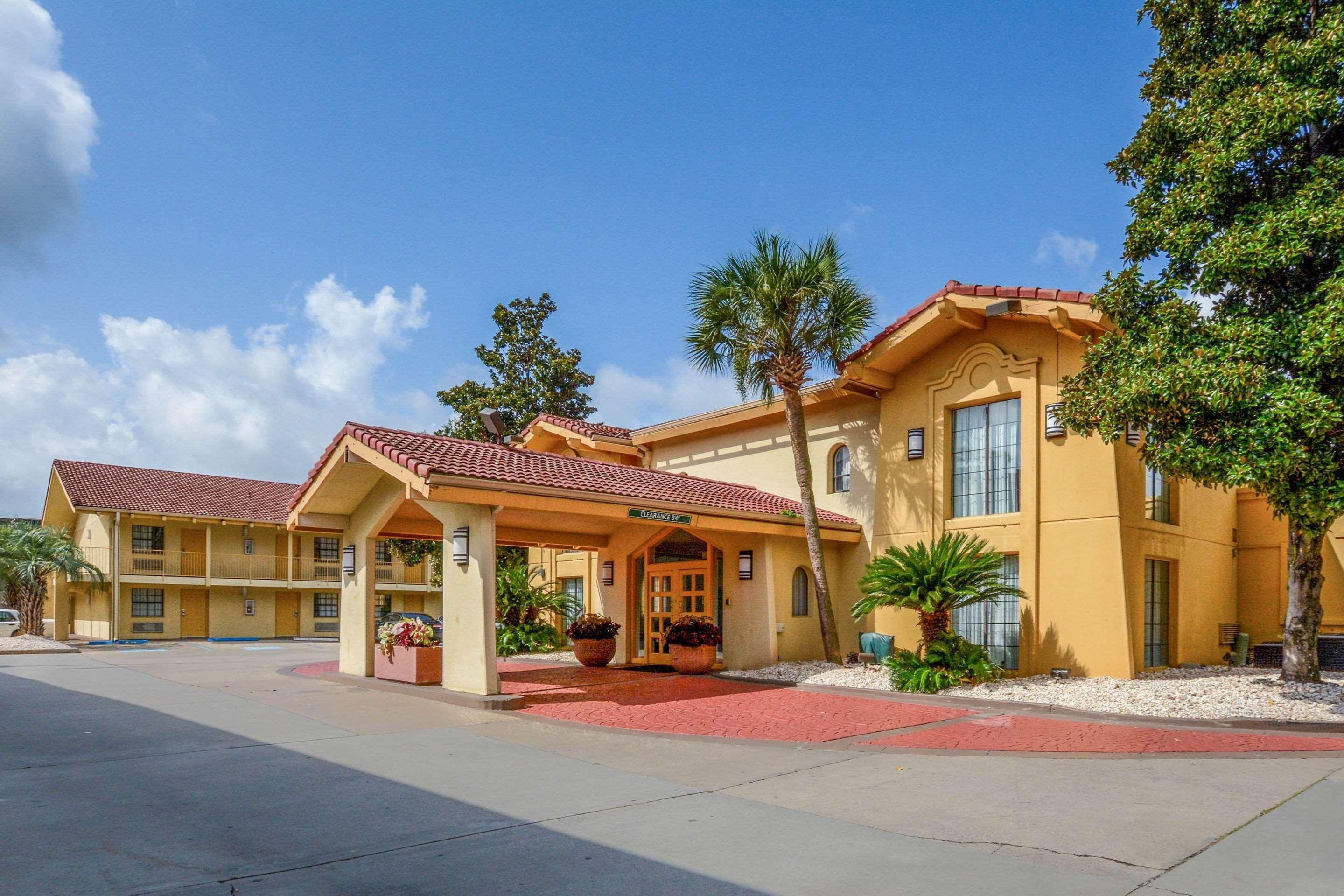 Quality Inn & Suites North Charleston - Ashley Phosphate Esterno foto