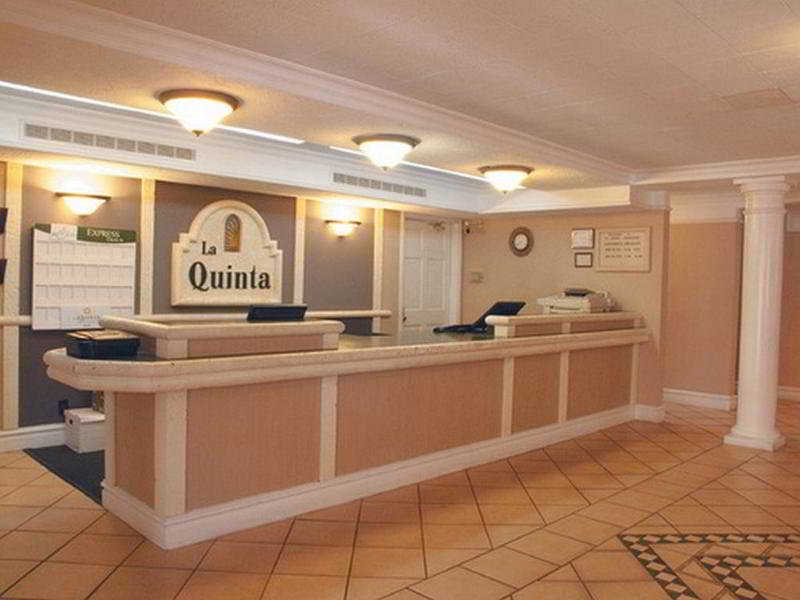 Quality Inn & Suites North Charleston - Ashley Phosphate Interno foto