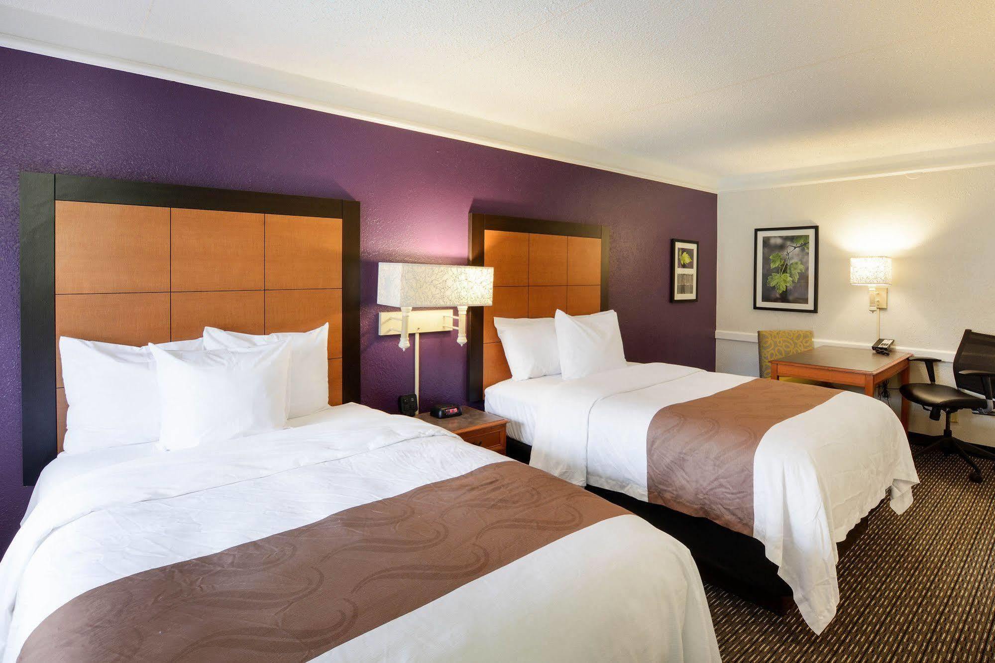 Quality Inn & Suites North Charleston - Ashley Phosphate Esterno foto
